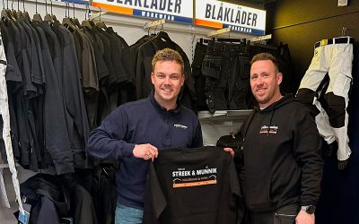 Kleding voor van de streek en de Munnik