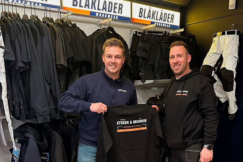 Kleding voor van de streek en de Munnik